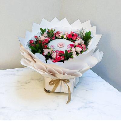  باقة بستاني شوكولاتة وورد 🌹🍫