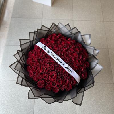 بوكيه الحب – 100 وردة حمراء