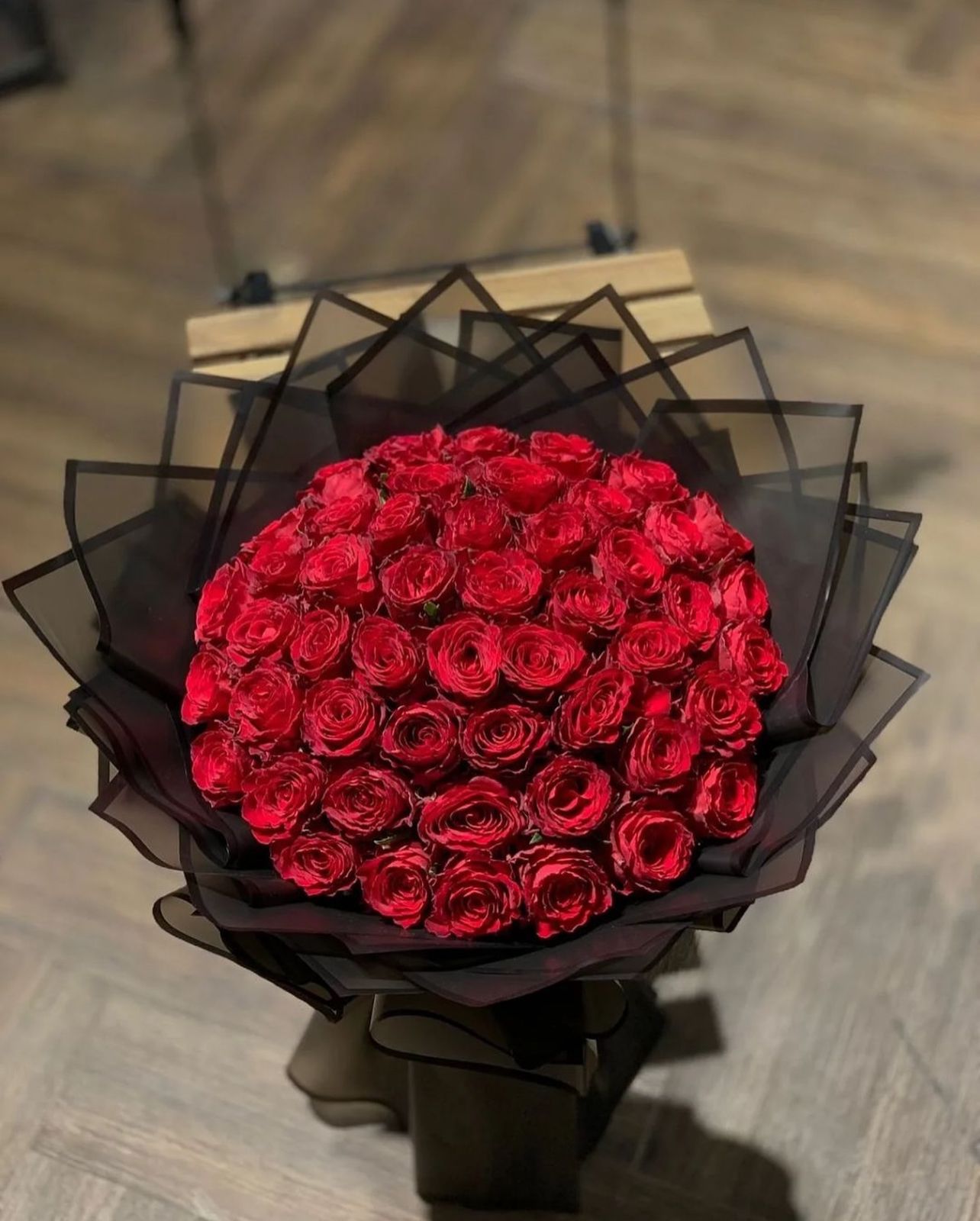 باقة الجوري الأحمر 50 🌹✨