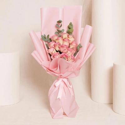 باقة همس الورود الوردية 🌸